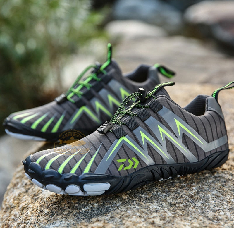 Professional Outdoor Shoes